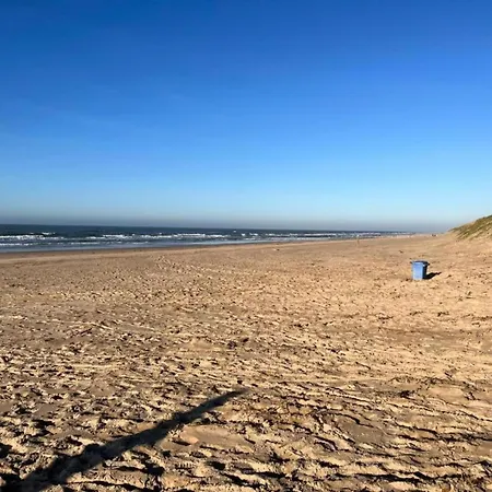 Peaceful Dune Retreat With Garden Дом отдыха Схорл