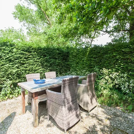 Peaceful Dune Retreat With Garden Схорл