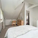 בית נופש Peaceful Dune Retreat With Garden